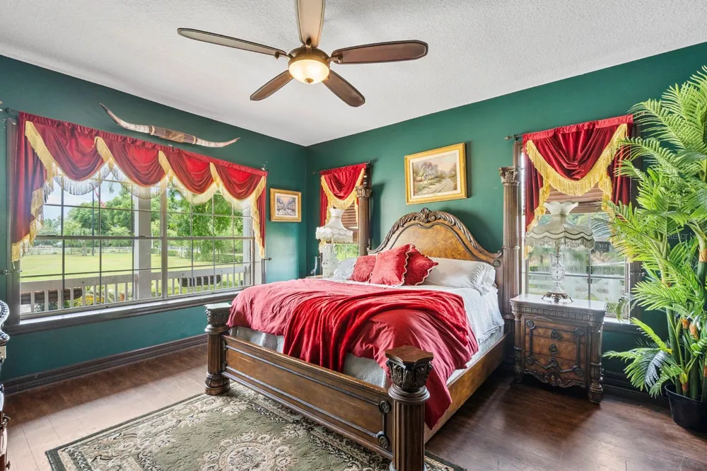 280 CAMPBELL RANCH RUN Geneva, FL 32732