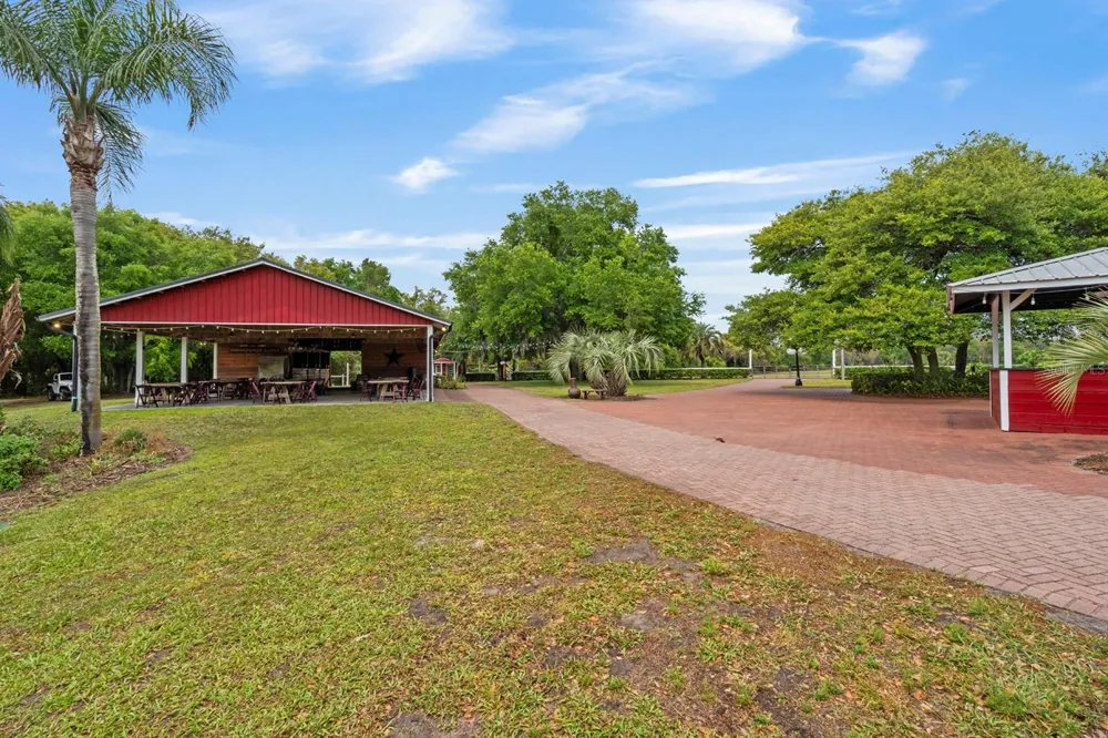 280 CAMPBELL RANCH RUN Geneva, FL 32732