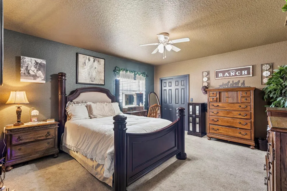 280 CAMPBELL RANCH RUN Geneva, FL 32732