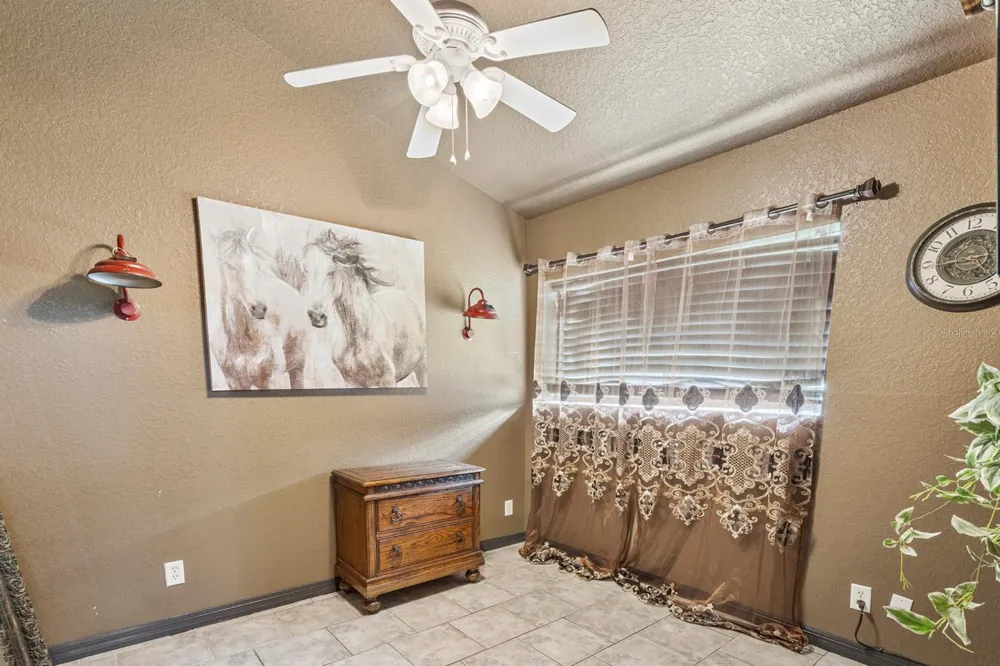 280 CAMPBELL RANCH RUN Geneva, FL 32732