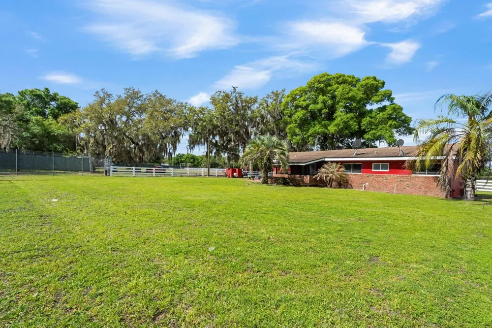 280 CAMPBELL RANCH RUN Geneva, FL 32732