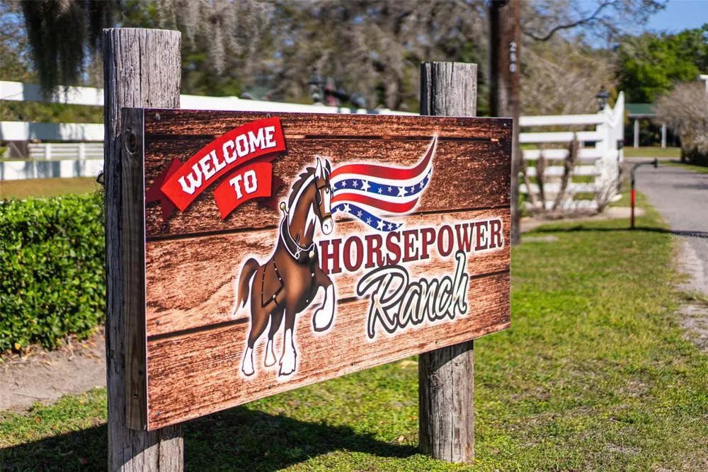 280 CAMPBELL RANCH RUN Geneva, FL 32732