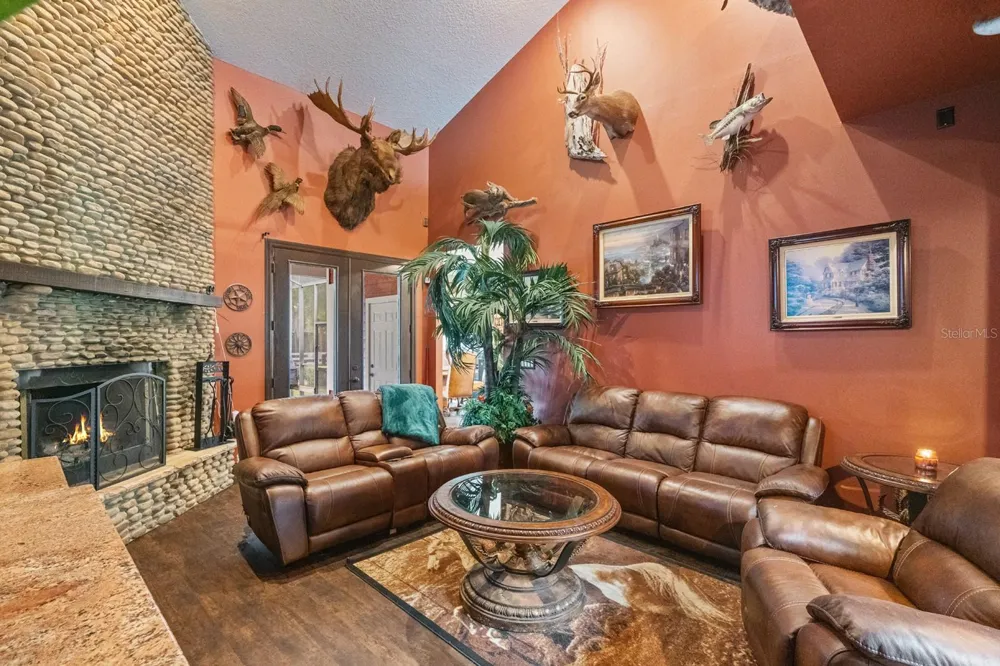 280 CAMPBELL RANCH RUN Geneva, FL 32732