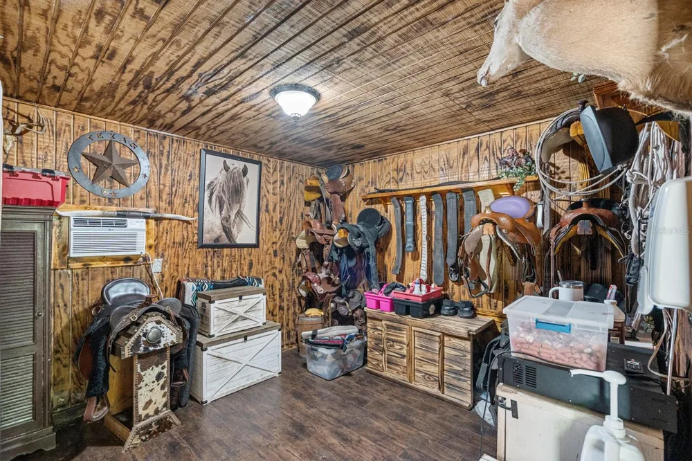 280 CAMPBELL RANCH RUN Geneva, FL 32732