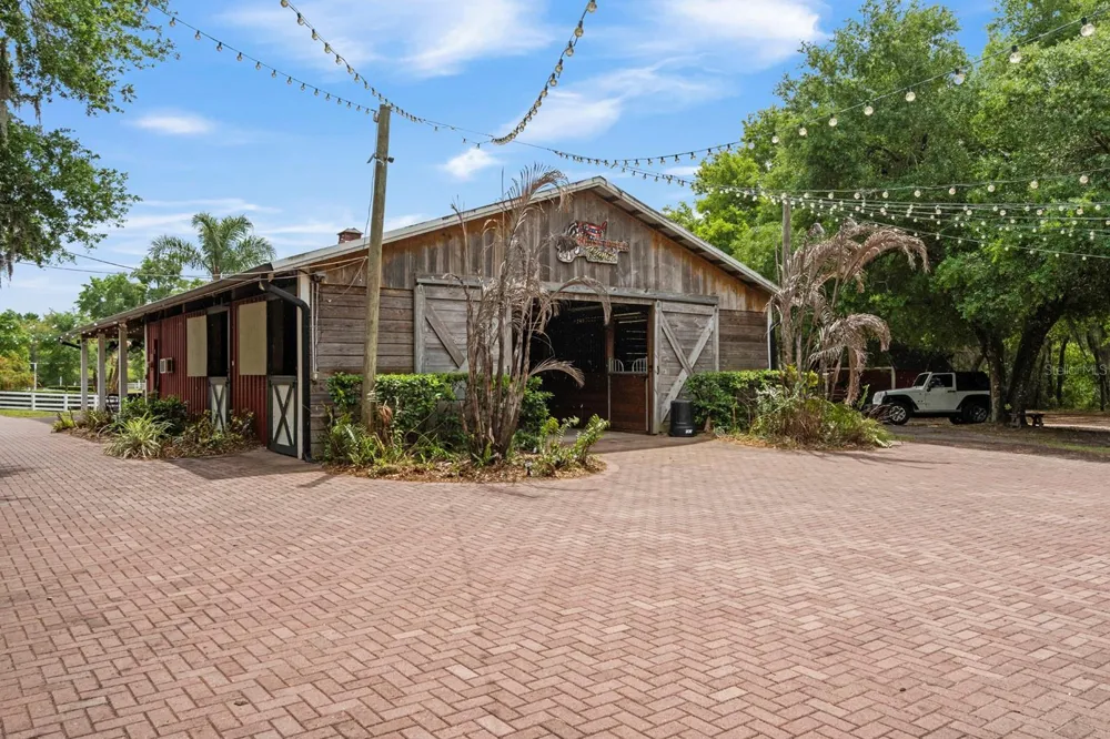 280 CAMPBELL RANCH RUN Geneva, FL 32732