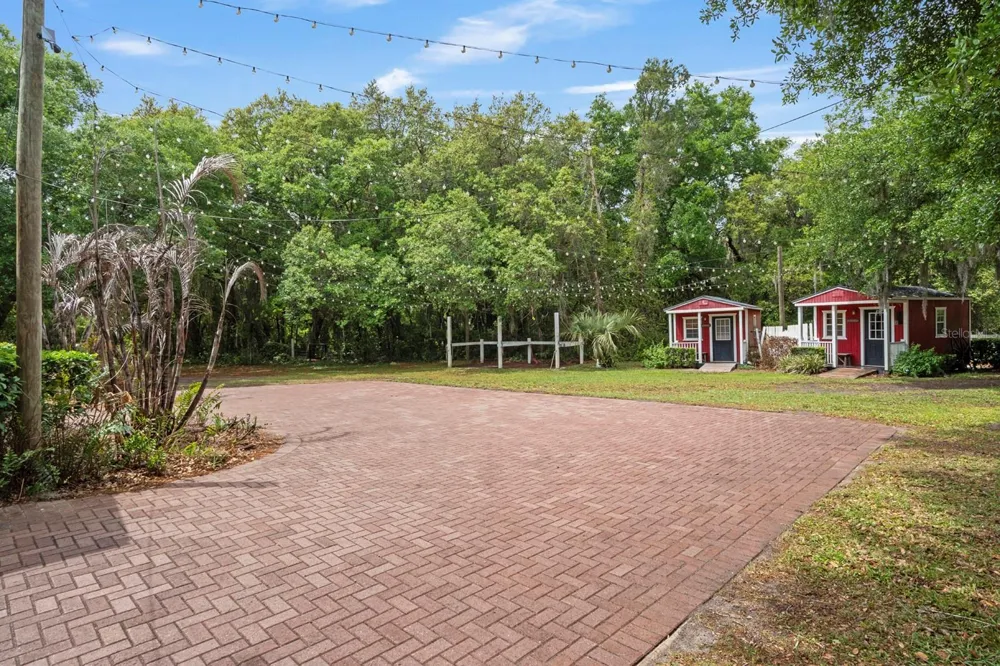 280 CAMPBELL RANCH RUN Geneva, FL 32732