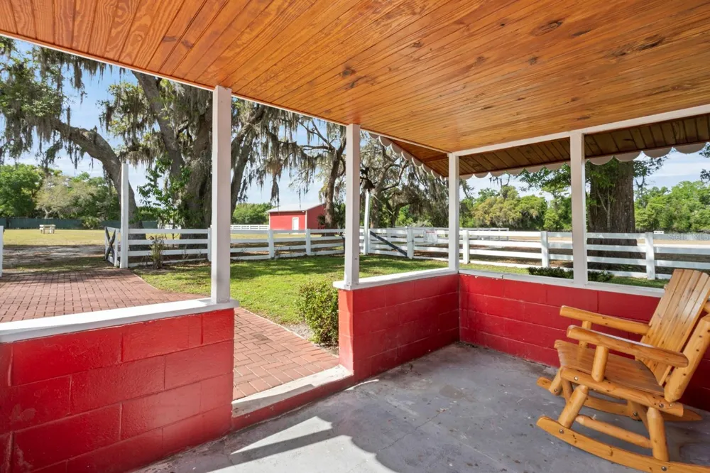 280 CAMPBELL RANCH RUN Geneva, FL 32732