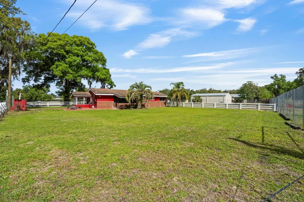 280 CAMPBELL RANCH RUN Geneva, FL 32732