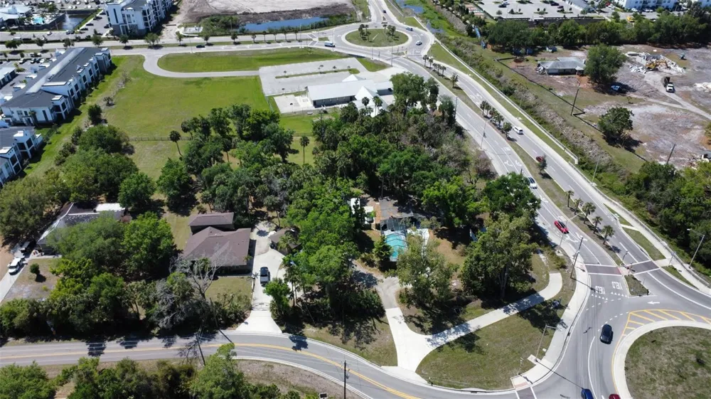 2190 LAKEWOOD RANCH BOULEVARD Sarasota, FL 34240