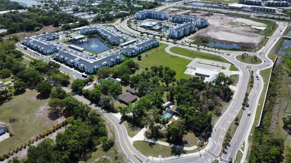 2190 LAKEWOOD RANCH BOULEVARD Sarasota, FL 34240