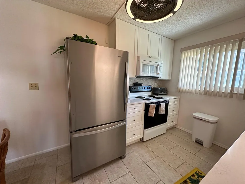 2950 CLARK ROAD #112 Sarasota, FL 34231