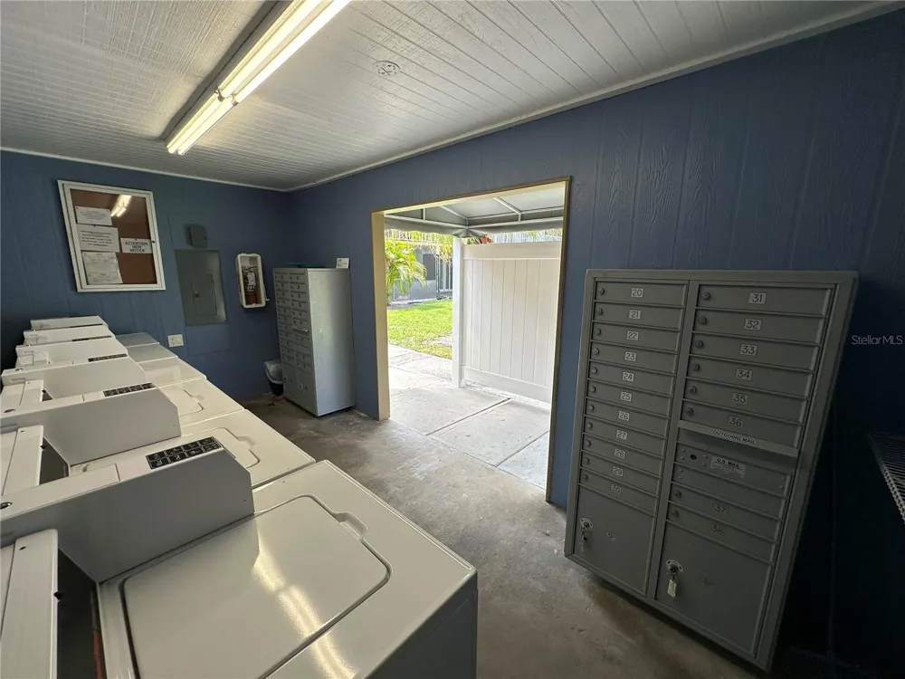 2950 CLARK ROAD #112 Sarasota, FL 34231