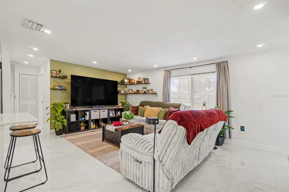 73 CARDINAL DRIVE North Fort Myers, FL 33917