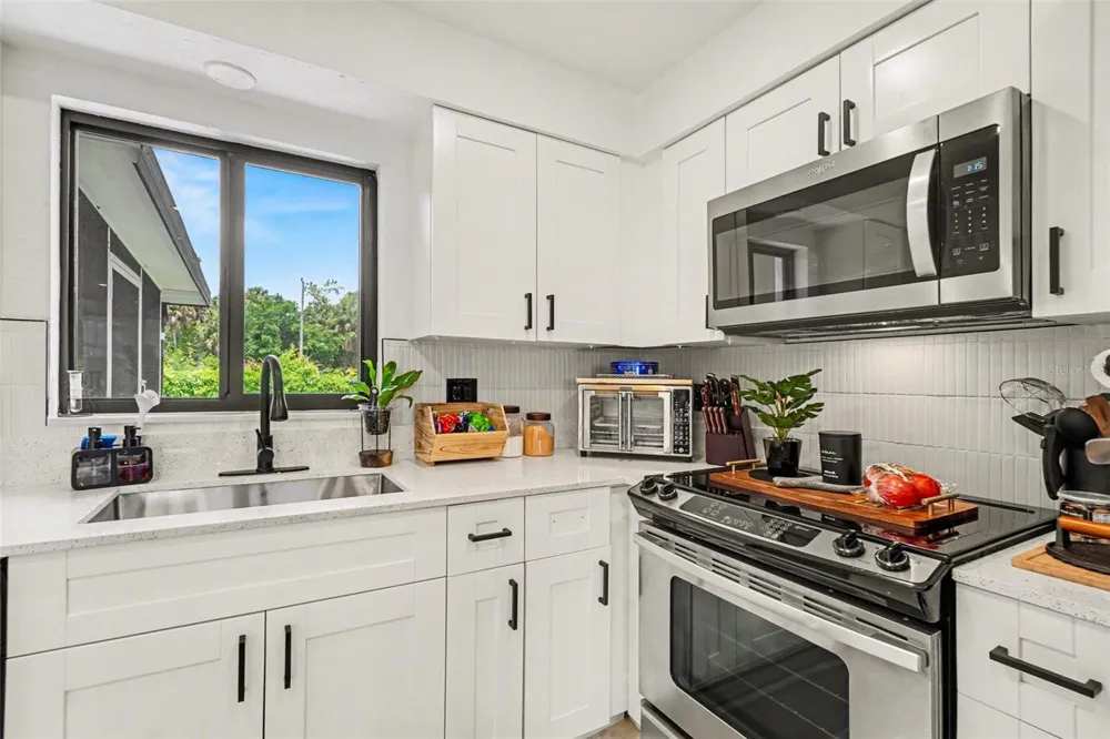 73 CARDINAL DRIVE North Fort Myers, FL 33917