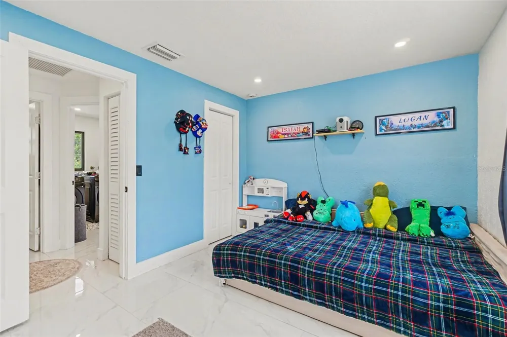 73 CARDINAL DRIVE North Fort Myers, FL 33917