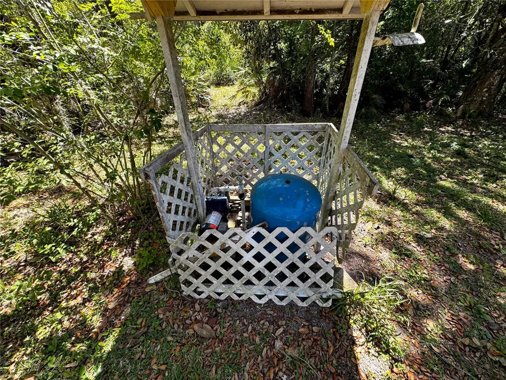 6013 IDLE A WHILE CIRCLE Dade City, FL 33523