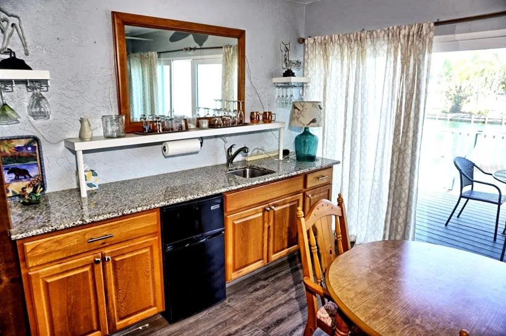 1873 MAZO MANOR #T9 Lutz, FL 33558