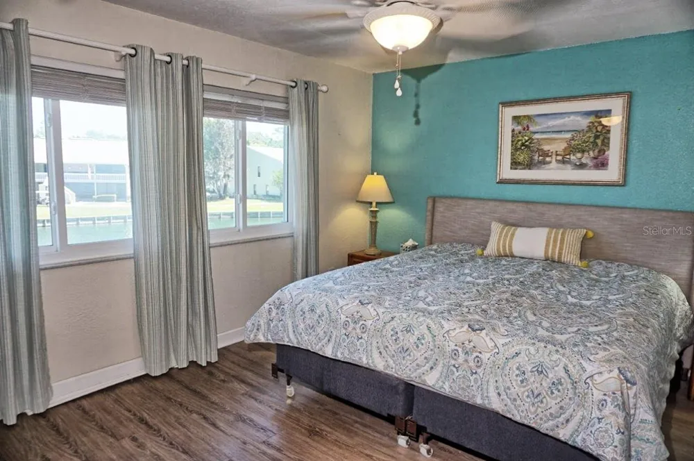 1873 MAZO MANOR #T9 Lutz, FL 33558