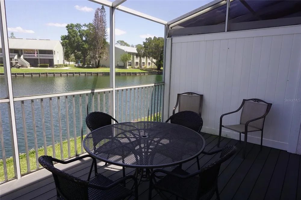 1873 MAZO MANOR #T9 Lutz, FL 33558