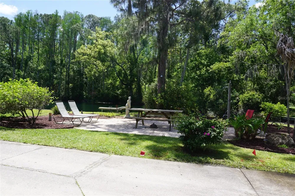 1873 MAZO MANOR #T9 Lutz, FL 33558
