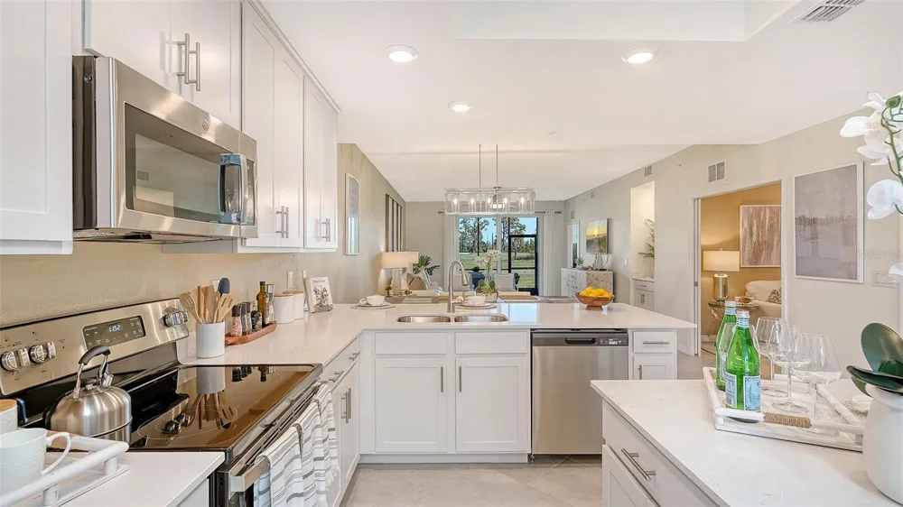 12390 WELLEN GOLF STREET #107 Venice, FL 34293