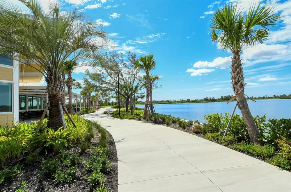 12390 WELLEN GOLF STREET #107 Venice, FL 34293