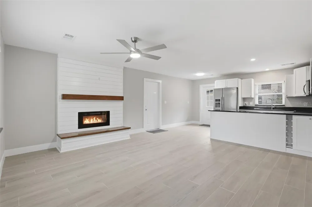 550 E MINNESOTA AVENUE Orange City, FL 32763