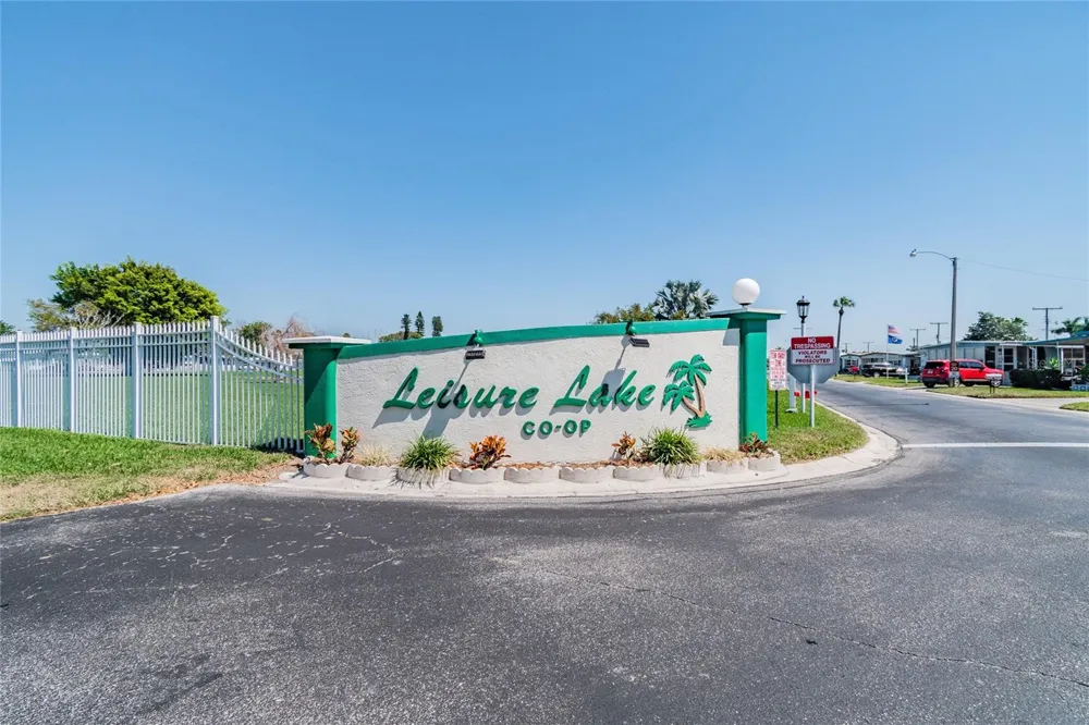 2900 8TH AVENUE W #18 Palmetto, FL 34221