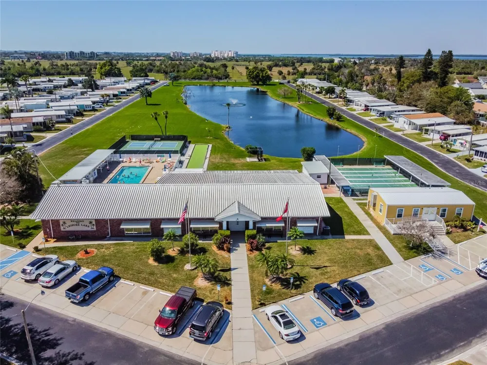2900 8TH AVENUE W #18 Palmetto, FL 34221