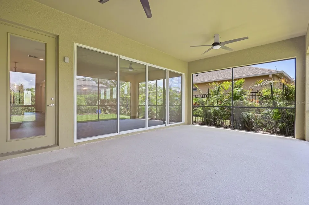 13930 NATURES RESERVE DRIVE Lithia, FL 33547