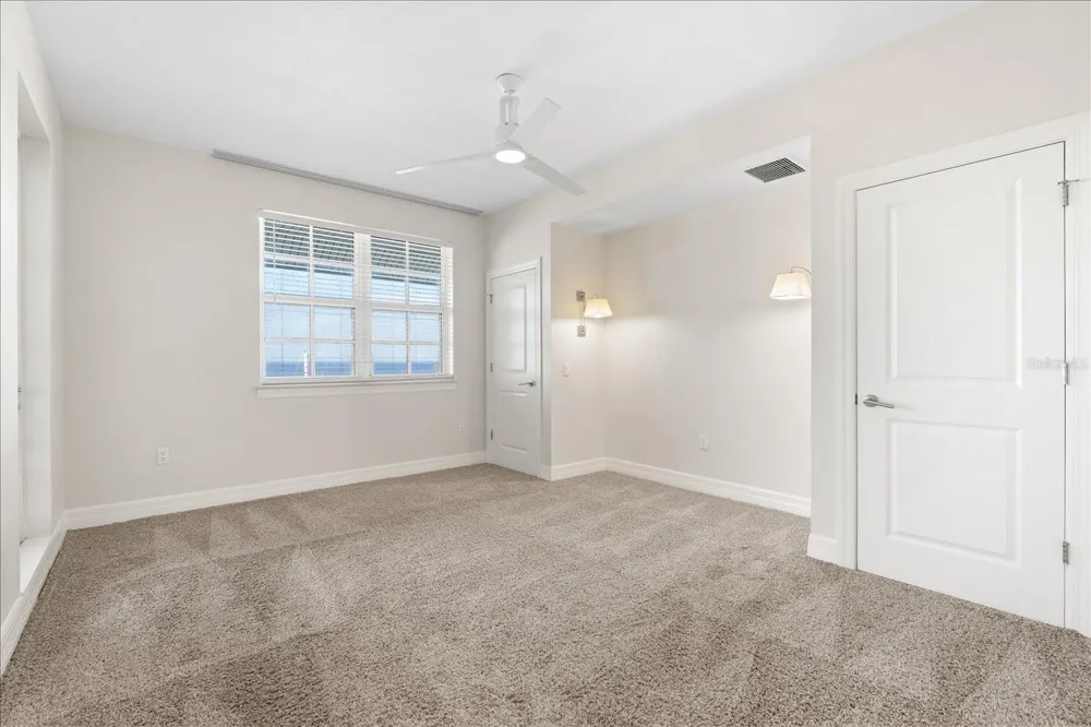 536 BAHIA BEACH BOULEVARD #422B Ruskin, FL 33570