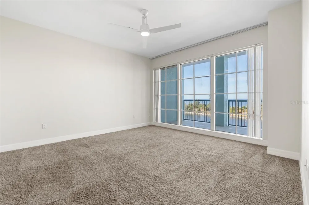 536 BAHIA BEACH BOULEVARD #422B Ruskin, FL 33570