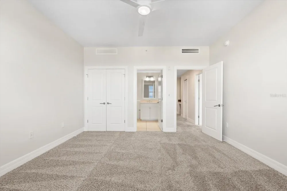 536 BAHIA BEACH BOULEVARD #422B Ruskin, FL 33570