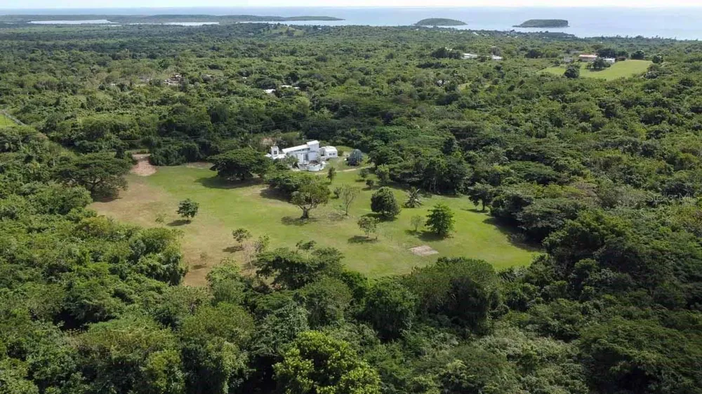 37 HIDEAWAY LANE Vieques, PR 00765