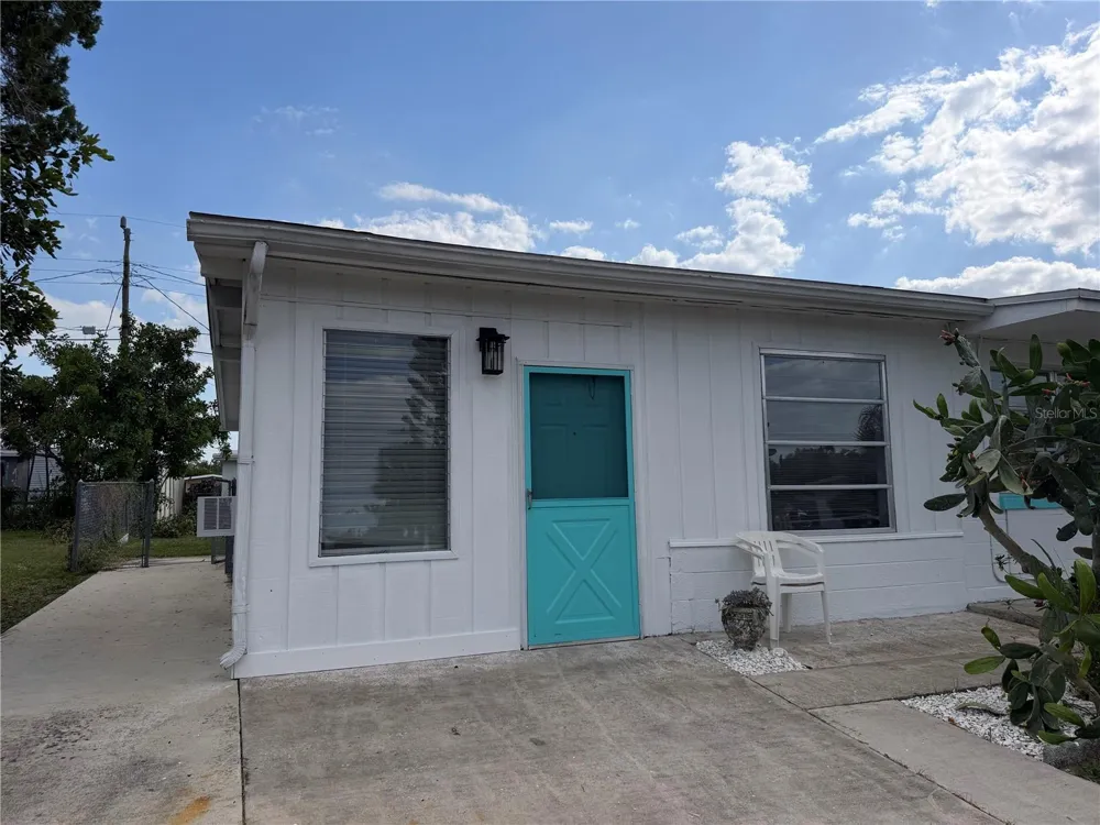 8513 HERBISON AVENUE North Port, FL 34287