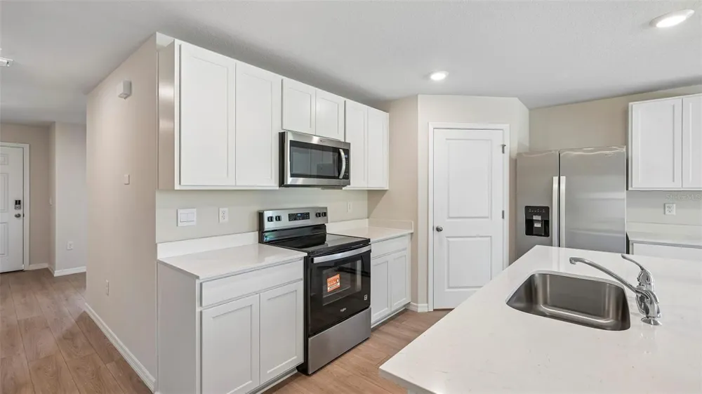 11010 44TH AVENUE E Palmetto, FL 34221