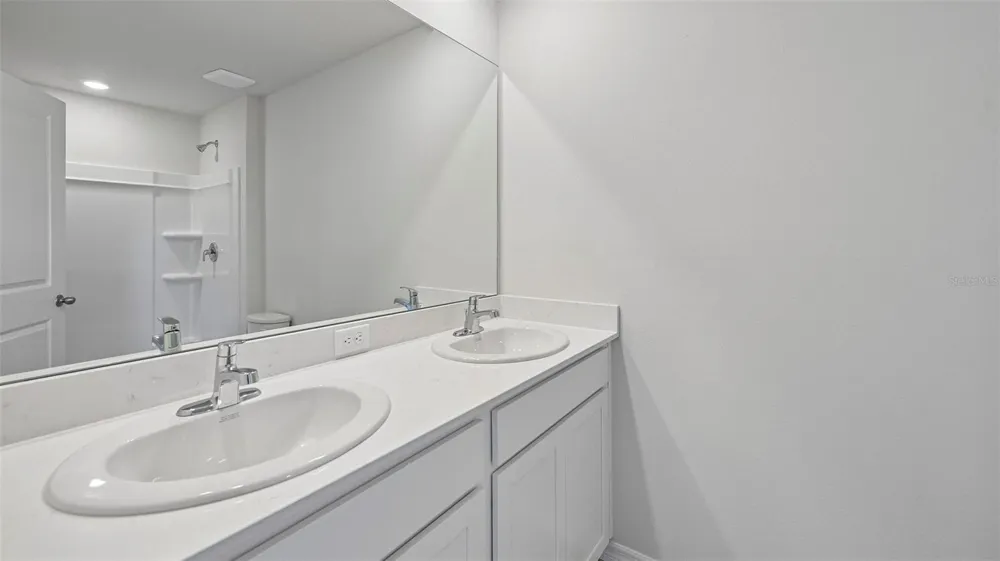 11010 44TH AVENUE E Palmetto, FL 34221