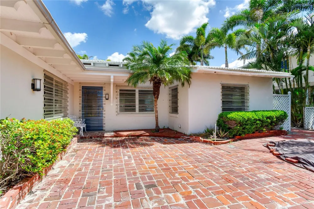 16107 GULF BOULEVARD Redington Beach, FL 33708