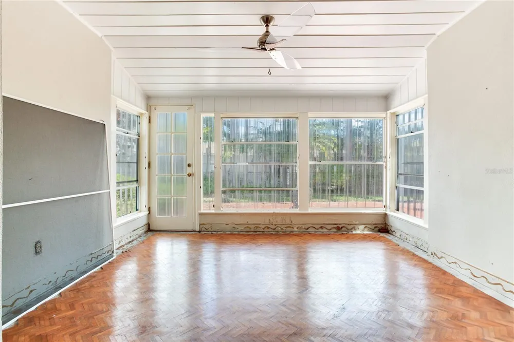 16107 GULF BOULEVARD Redington Beach, FL 33708