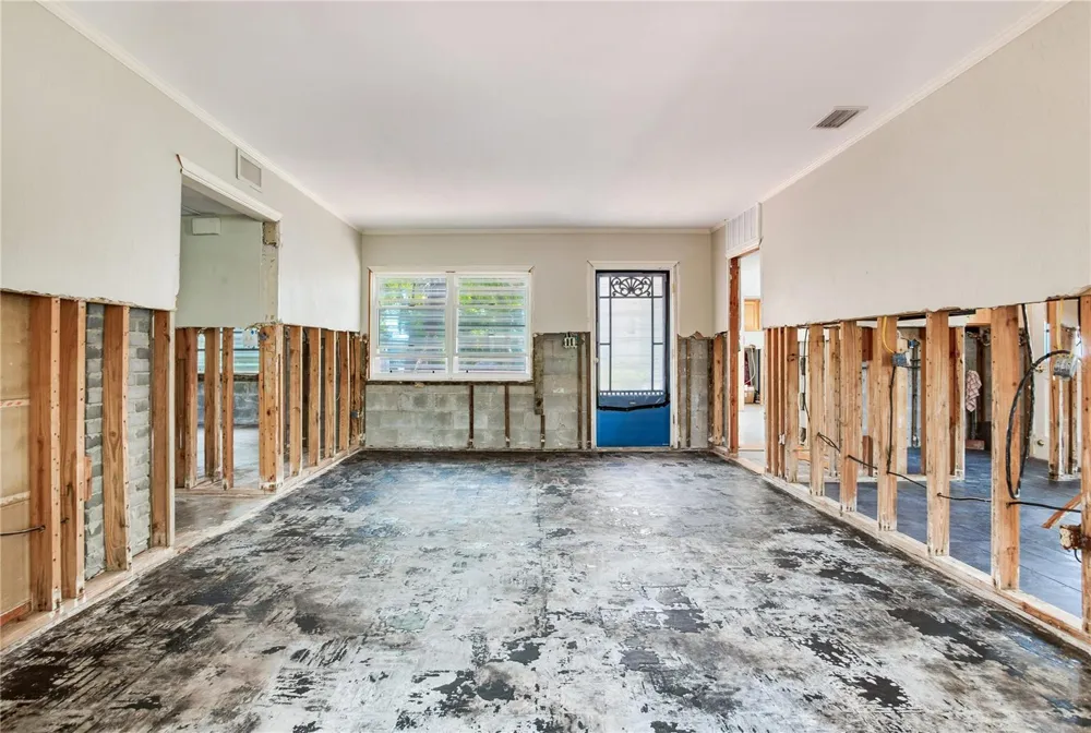 16107 GULF BOULEVARD Redington Beach, FL 33708