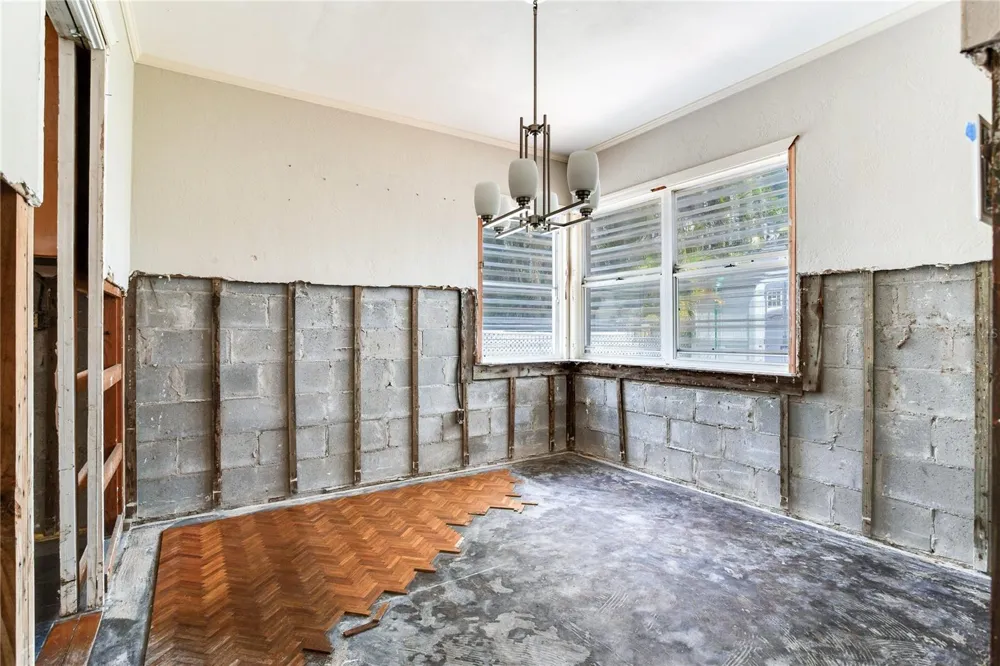 16107 GULF BOULEVARD Redington Beach, FL 33708