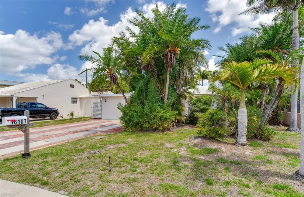 16107 GULF BOULEVARD Redington Beach, FL 33708