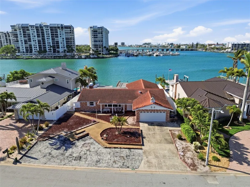 4 BELLEVUE DRIVE Treasure Island, FL 33706