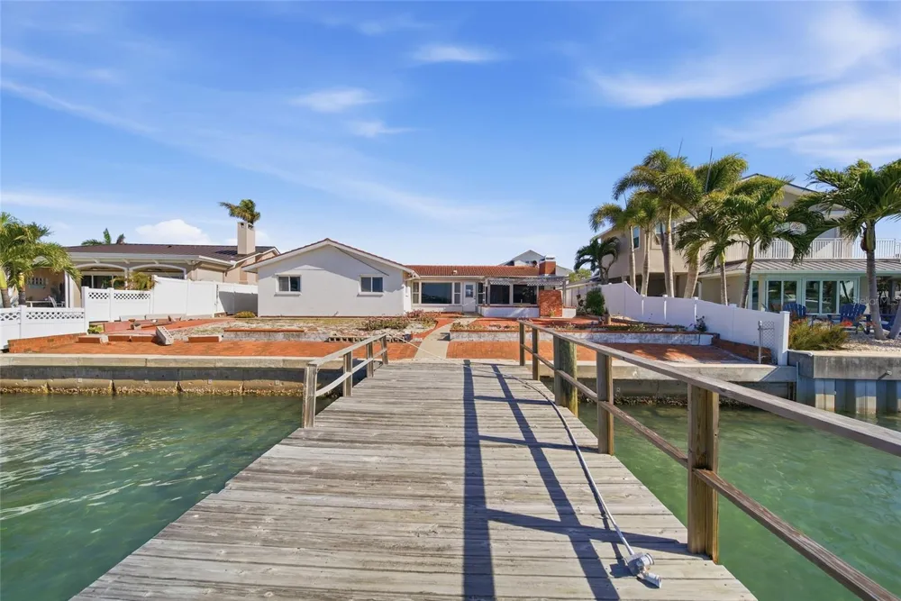 4 BELLEVUE DRIVE Treasure Island, FL 33706