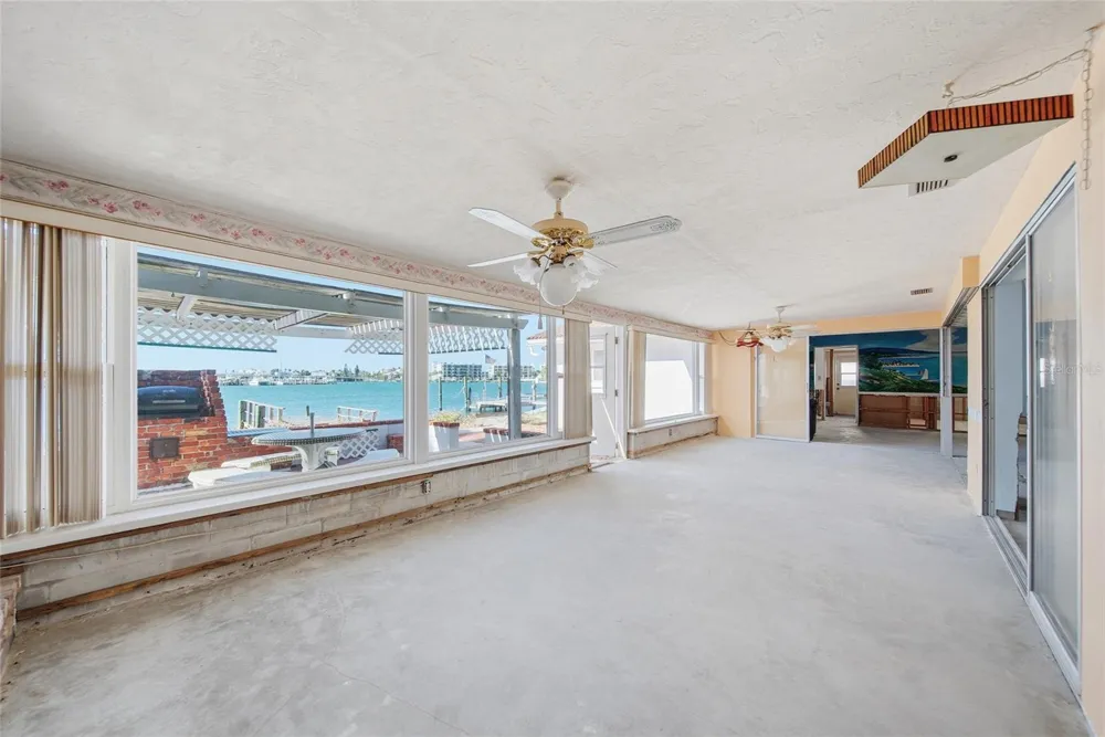 4 BELLEVUE DRIVE Treasure Island, FL 33706