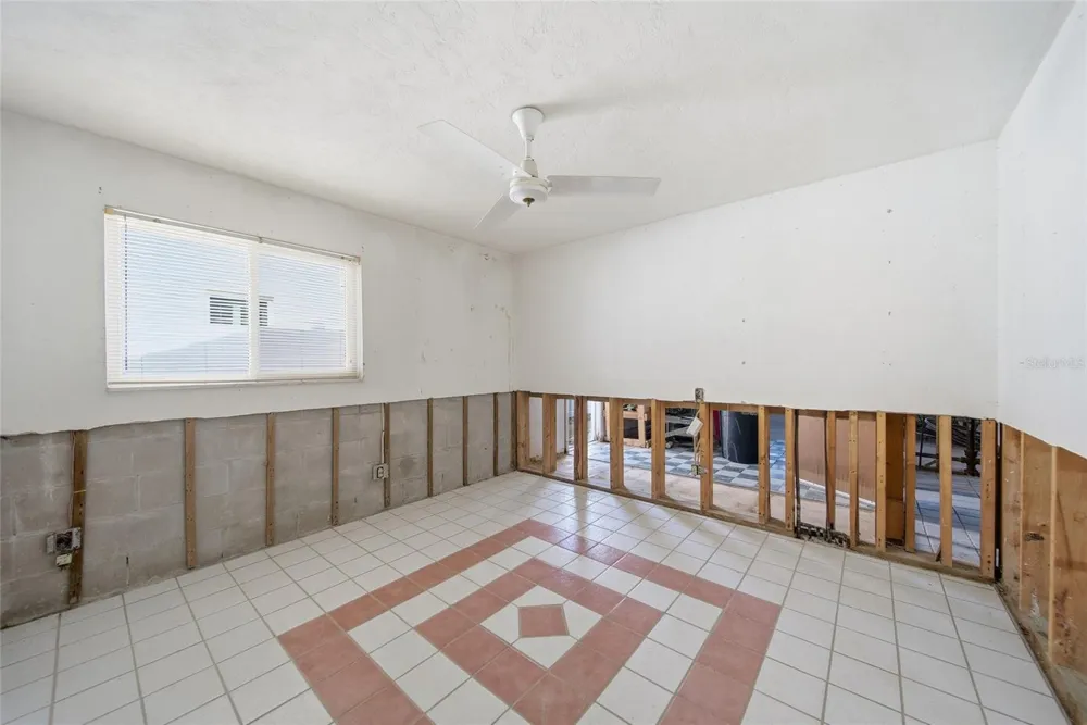 4 BELLEVUE DRIVE Treasure Island, FL 33706