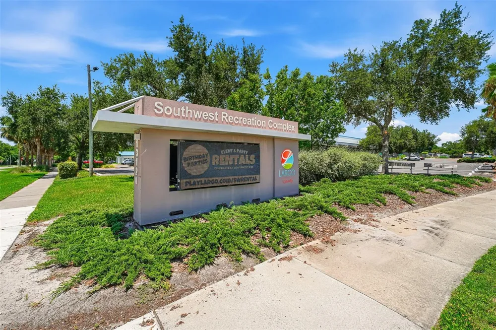 12900 VONN ROAD #B201 Largo, FL 33774