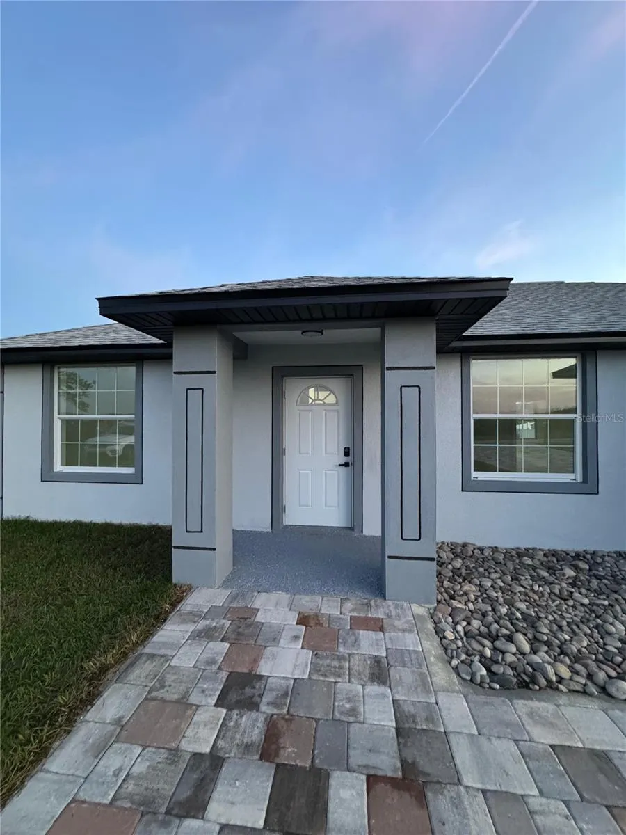 2555 W TAUNTON ROAD Avon Park, FL 33825