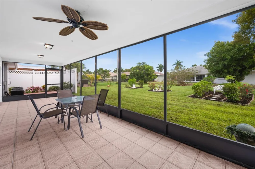 706 SW 51ST TERRACE Cape Coral, FL 33914