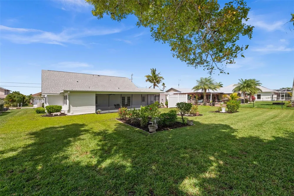 706 SW 51ST TERRACE Cape Coral, FL 33914